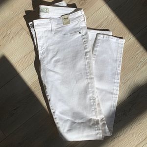 Abercrombie & Fitch Jeans NWT